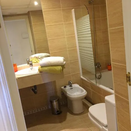 2 Dorm. Puerto Banus Apartment