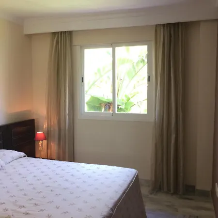 2 Dorm. Puerto Banus Marbella